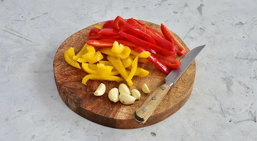 Как замариновать болгарский перец с чесноком: идеальный рецепт на зиму