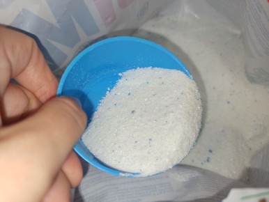 Как экономно стирать с помощью недорогого порошка: проверенные секреты