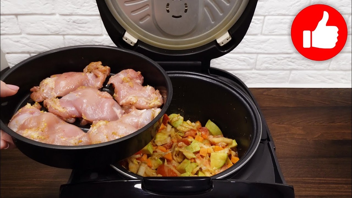 Насладитесь легким обедом: овощное рагу и курица на пару в мультиварке