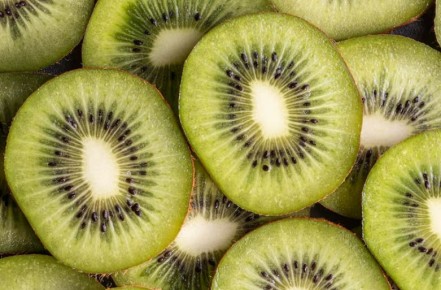 Киви в рационе: шокирующие факты о здоровье кожи