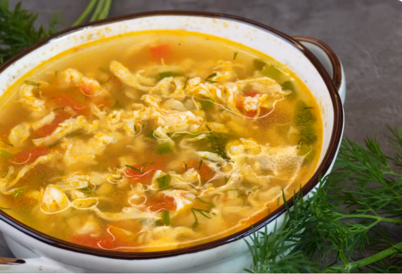 Яично-томатный суп: быстрое и вкусное решение