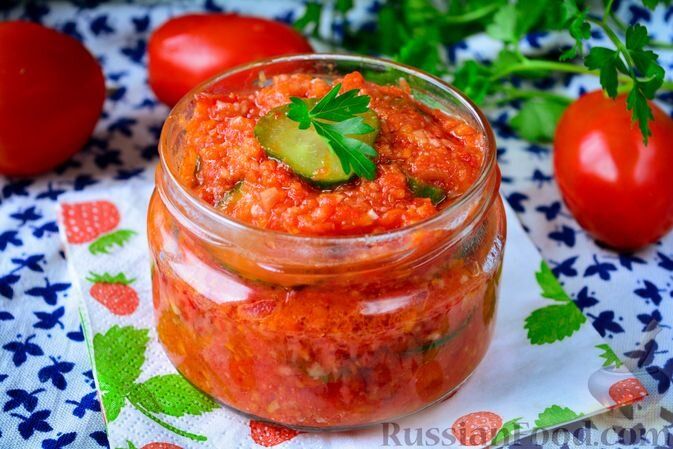 Секреты домашних заготовок: Вкусные салаты на зиму