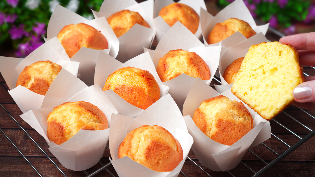 Нежные маффины на сгущенном молоке всего за 5 минут