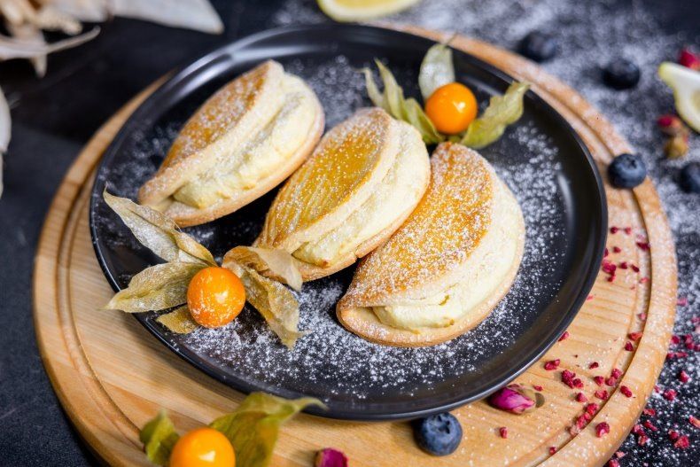 Ностальгия на тарелке: как приготовить творожные сочники