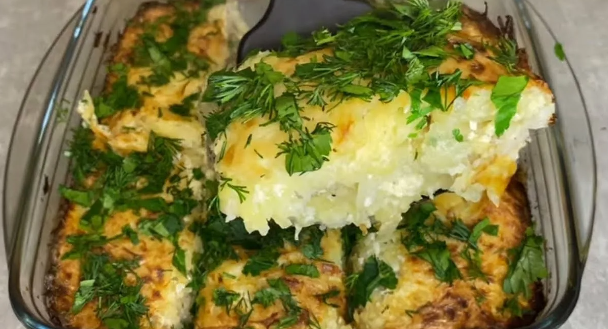 Нежная запеканка из минтая с картошкой и сыром: быстро и вкусно для всей семьи