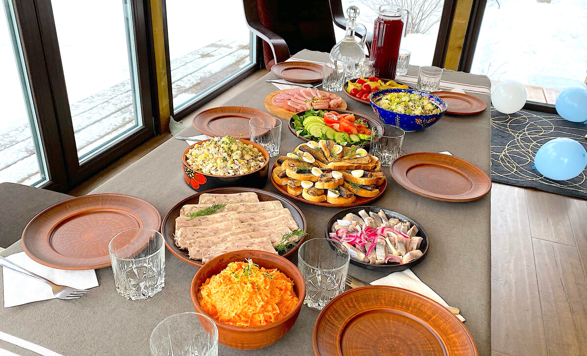 Спонтанная встреча с близкими: уютный вечер на даче