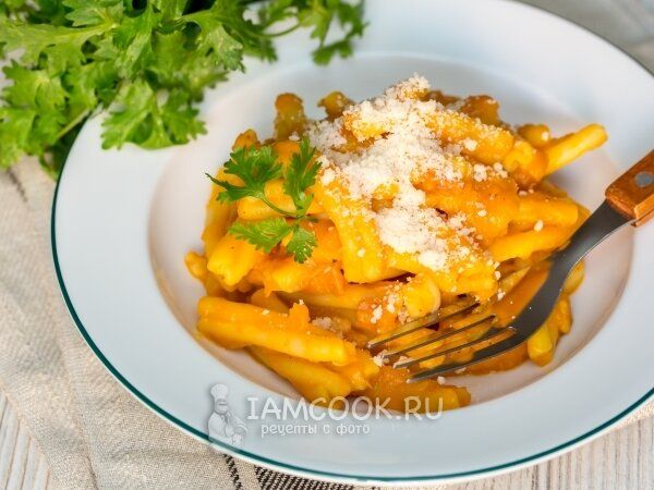 Макароны в тыквенном соусе: просто и вкусно