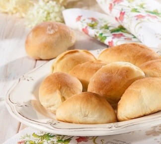 Ностальгия по бабушке: идеальные пирожки с грибной начинкой