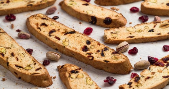 Новый год на кухне: вкусные сладости из разных уголков мира