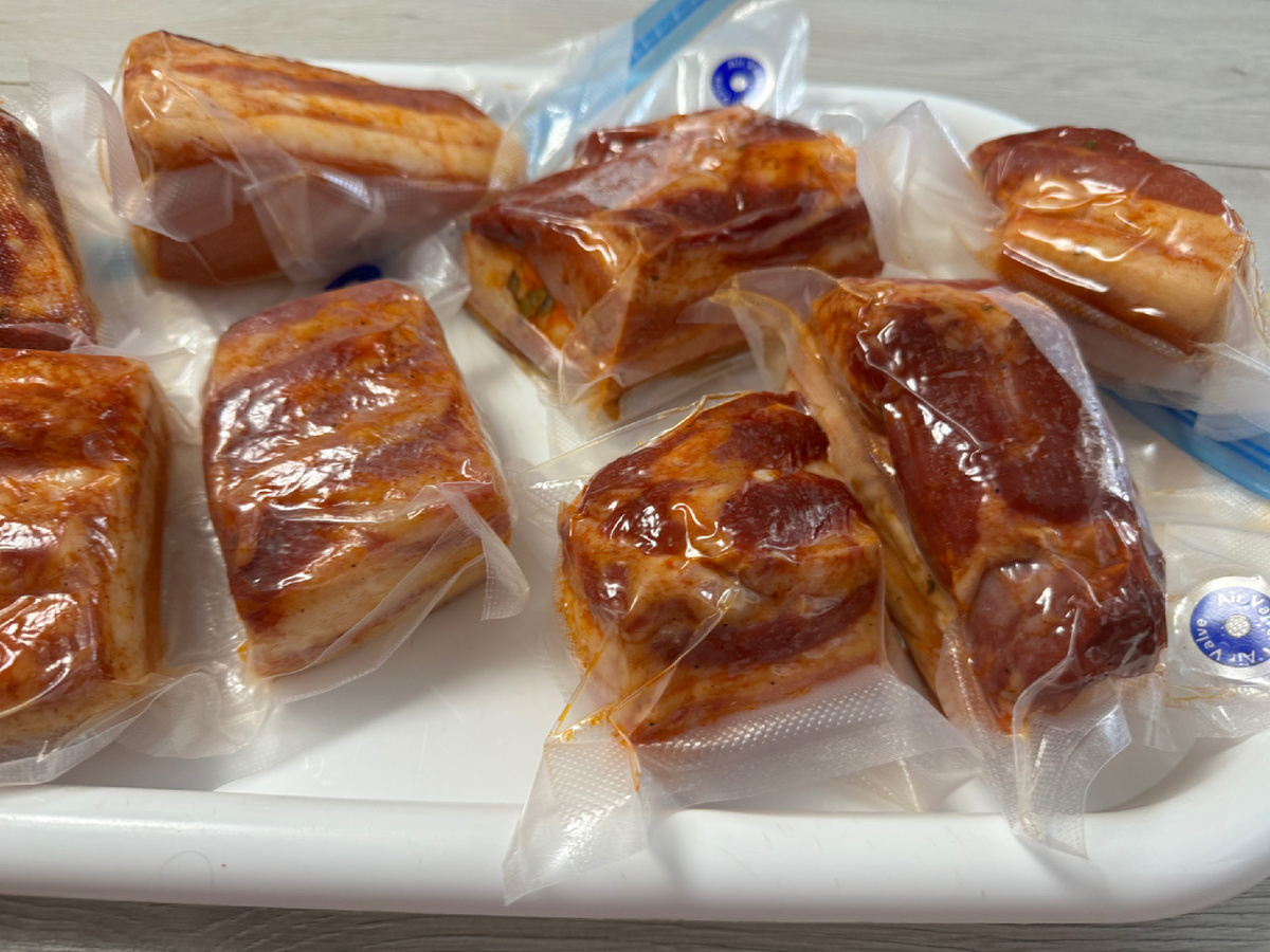 Как приготовить грудинку: простой рецепт для настоящих гурманов