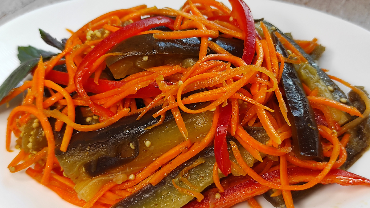 Невероятные маринованные баклажаны по-корейски с яркими овощами