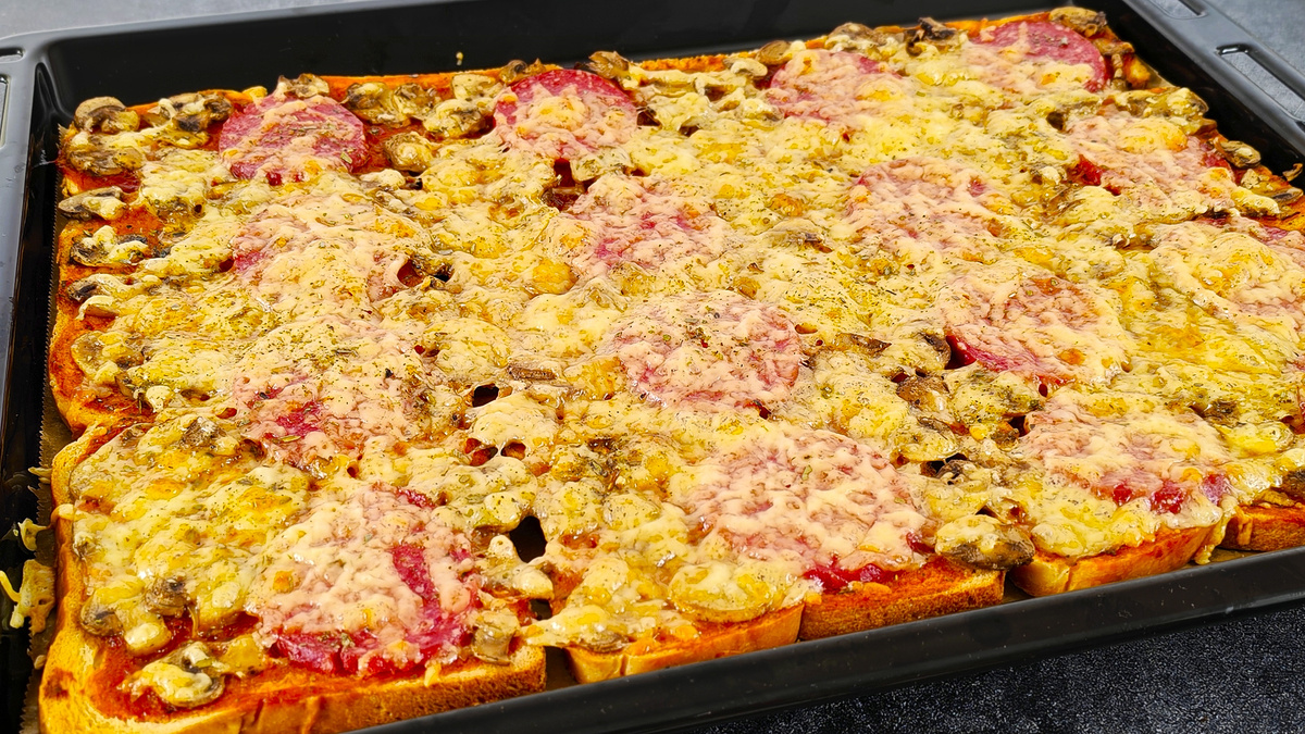 Как приготовить быструю пиццу без теста всего за полчаса