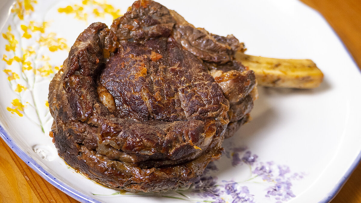 Незабываемое оссобуко по-итальянски: секреты нежного мяса