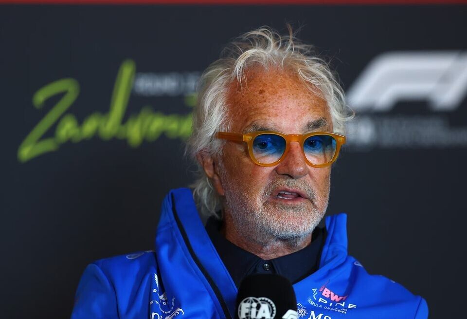 ������ �������� � ����� �������� ��������� Alpine � ������� ������