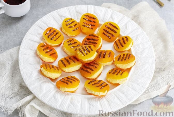 Торжество вкуса: яркие десерты для праздничного стола