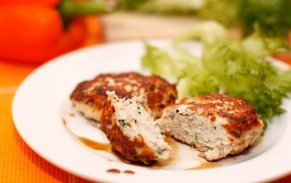 Как приготовить идеальные куриные котлеты: секреты и советы