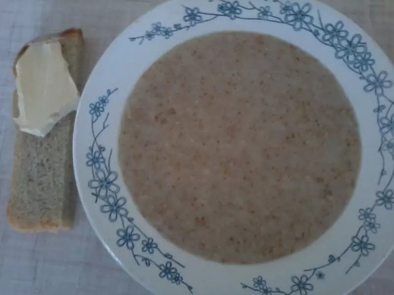 Завтрак в советских семьях: простота и особая культура