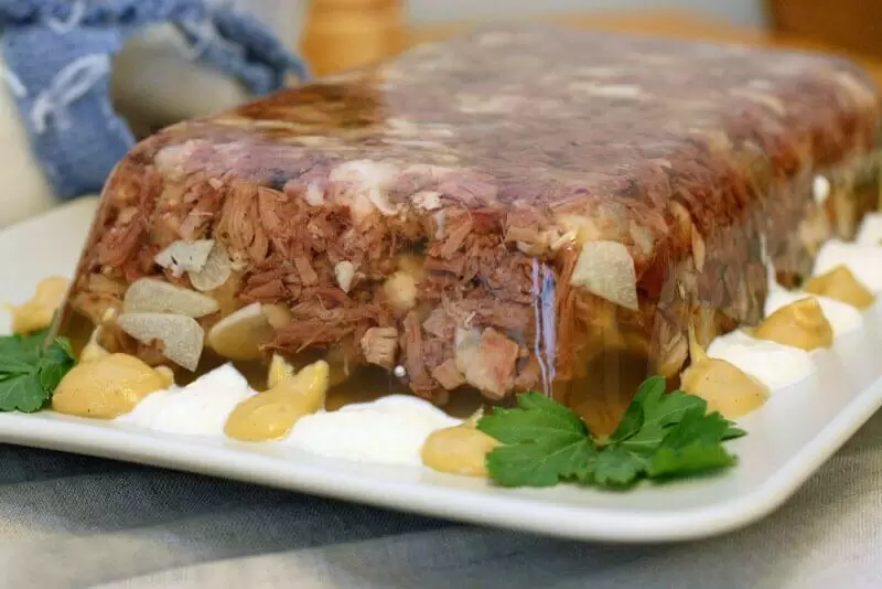 Как спасти неудачный холодец: два простых способа для успешной кулинарной реанимации