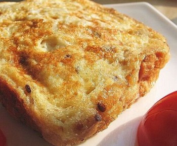 Невероятные гренки с омлетом: идеальный завтрак для всей семьи