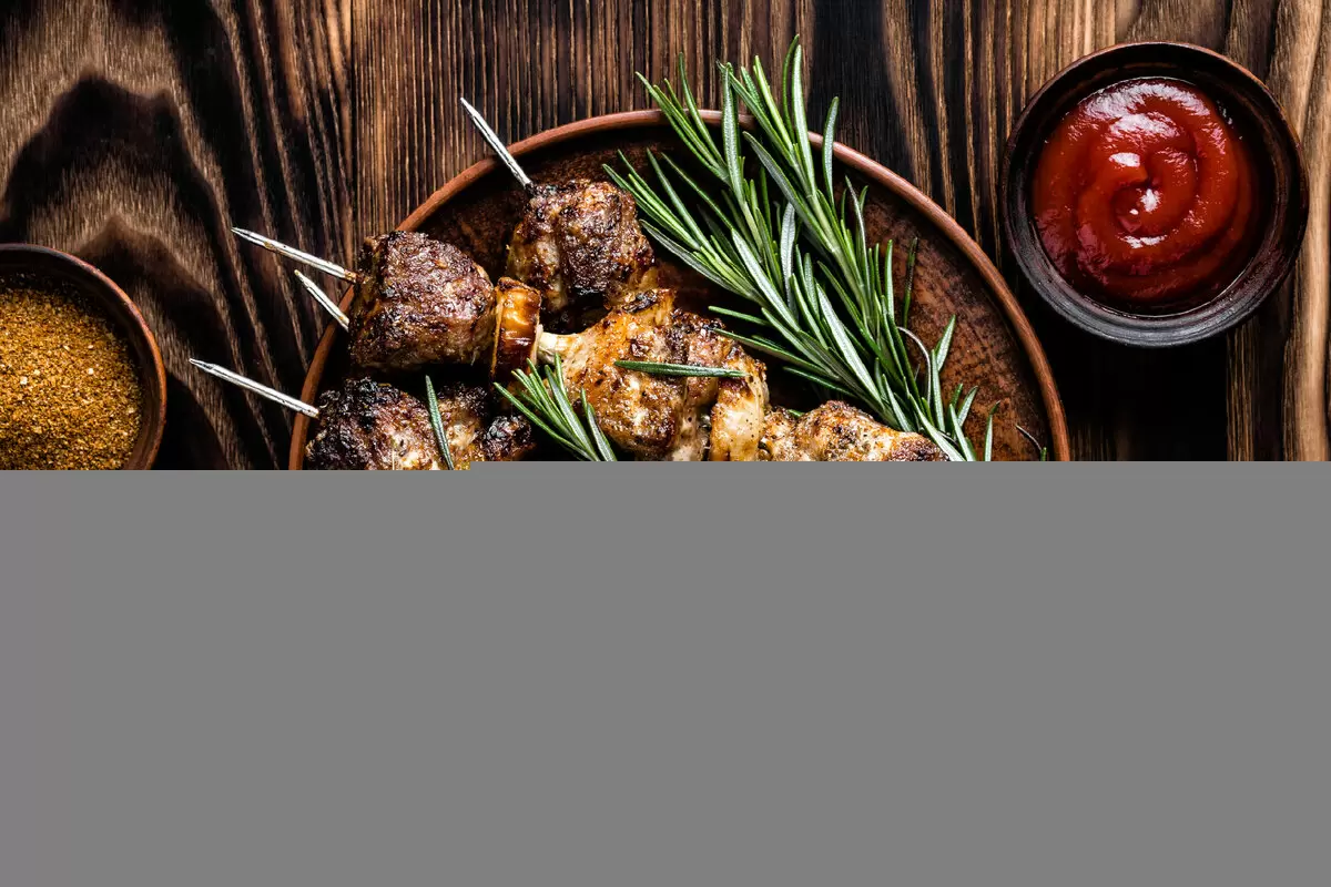 Ароматный шашлык: мятный маринад, который удивит