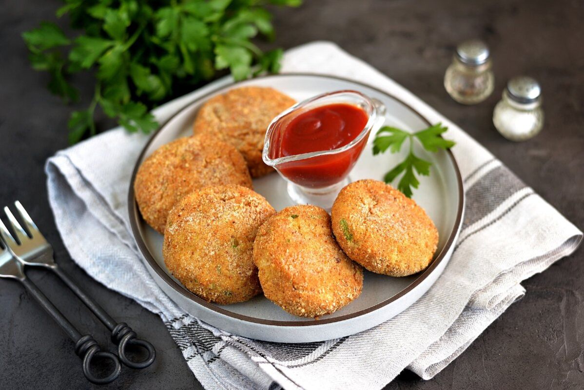 вкусные рыбные котлеты из минтая: 4 потрясающих рецепта