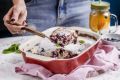 Вкус детства: идеальная творожная запеканка с черникой